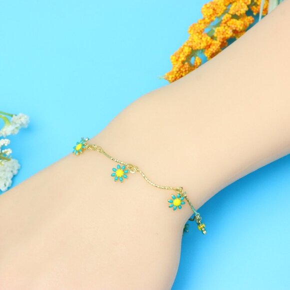 Chic & Stylish Bracelet – A Thoughtful Gift for Women and Girls, DYC1011 - Picture 1 of 7